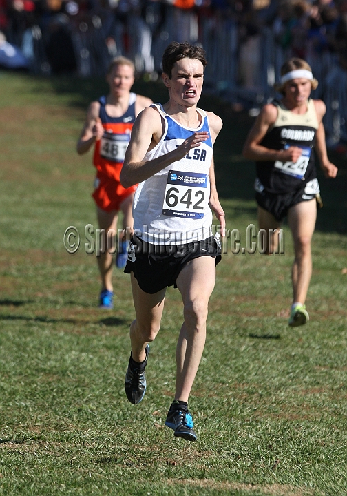 2012NCAA XC-200.JPG - 2012 NCAA D1 Cross Country Championships, November 17, 2012, held in Louisville, KY.